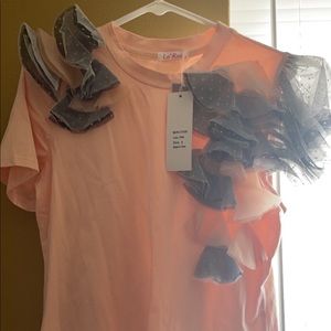 Apricot cotton tee with lace ruffle size S